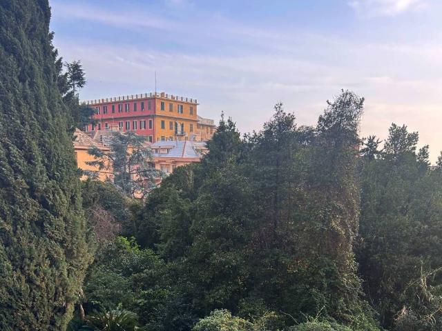 Appartamento in vendita a Genova GE