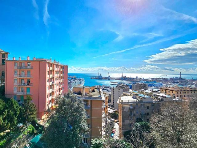 Appartamento in vendita a Genova GE