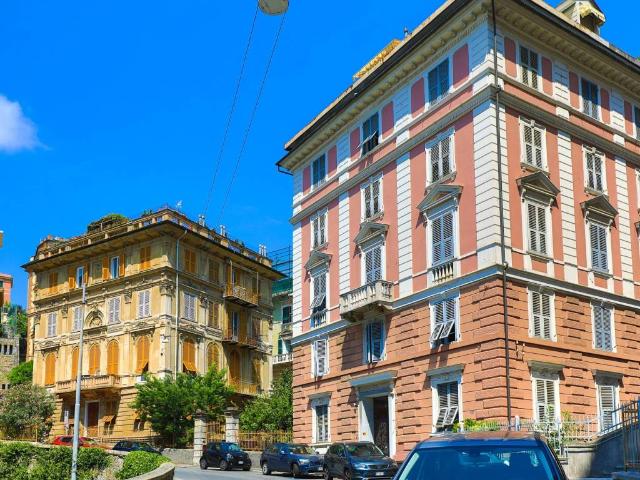 Appartamento in vendita a Genova GE