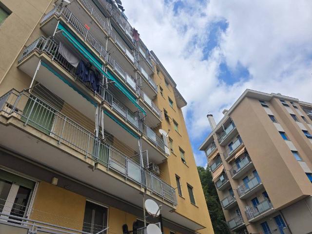 Appartamento in vendita a Genova GE