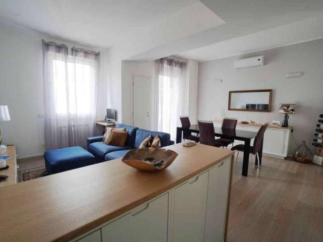 Appartamento in vendita a Genova GE