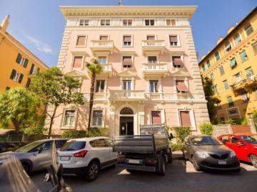 Appartamento in vendita a Genova GE
