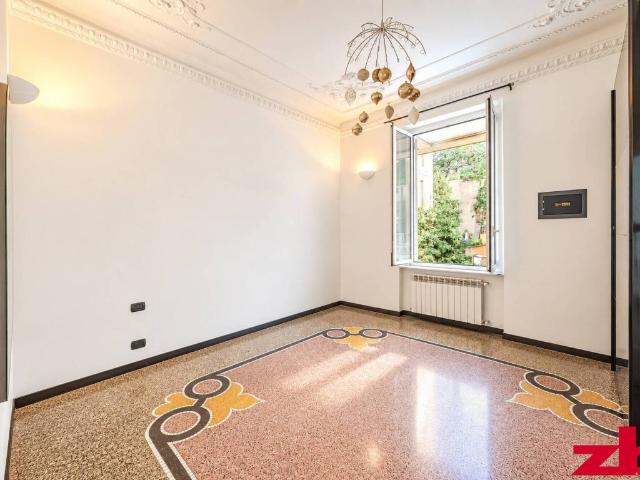 Appartamento in vendita a Genova GE