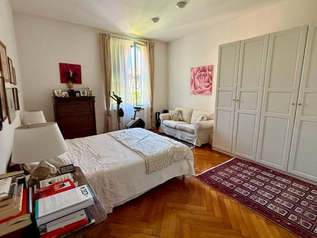 Appartamento in vendita a Genova GE