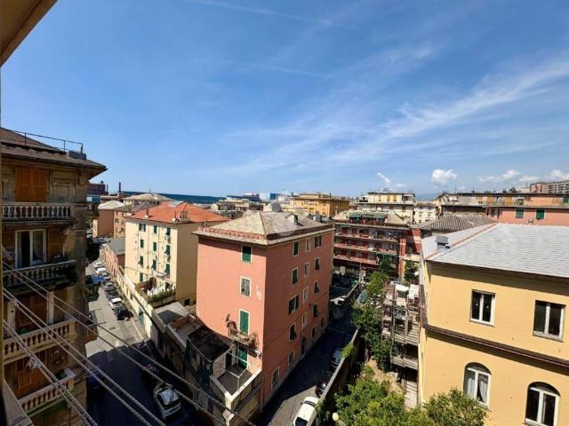 Appartamento in vendita a Genova GE