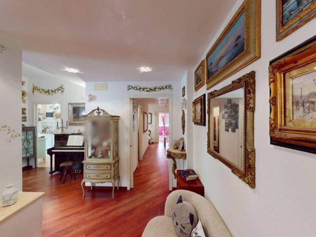 Appartamento in vendita a Genova GE