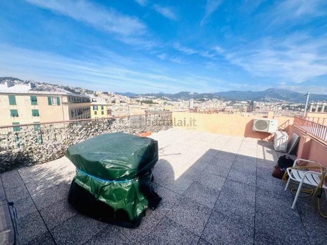 Appartamento in vendita a Genova GE