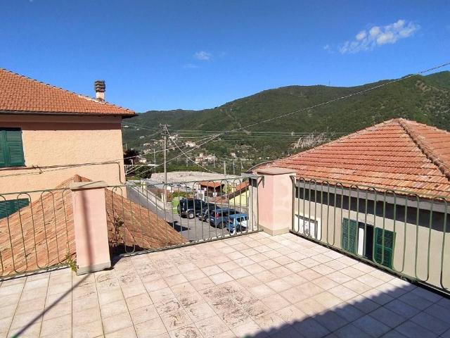 Appartamento in vendita a Genova GE