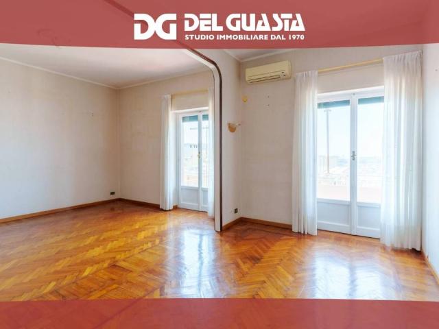 Appartamento in vendita a Genova GE