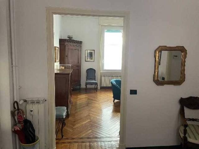 Appartamento in vendita a Genova GE