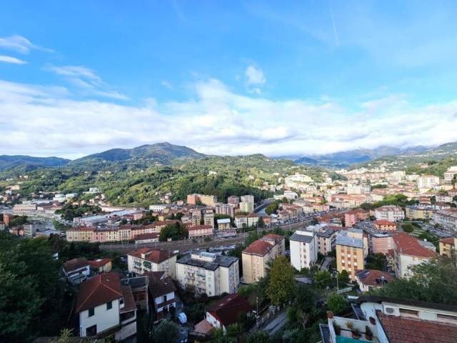 Appartamento in vendita a Genova GE