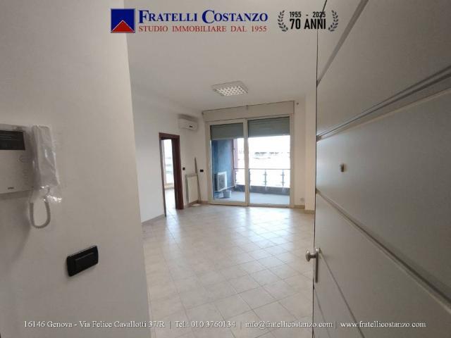 Appartamento in vendita a Genova GE