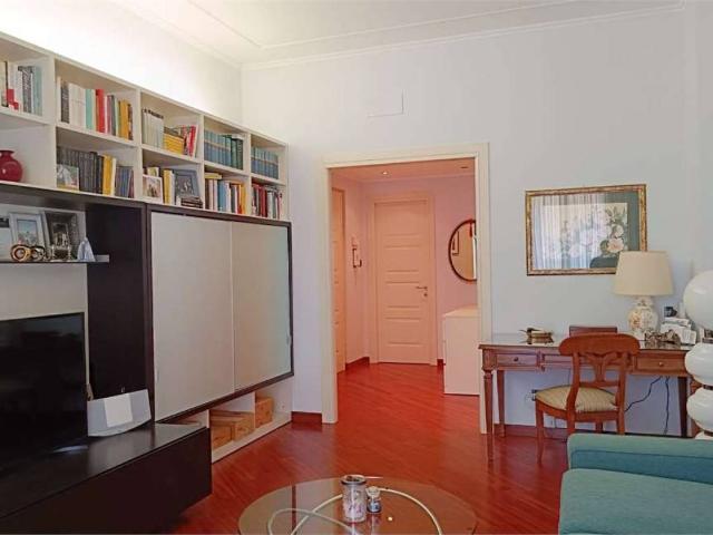Appartamento in vendita a Genova GE