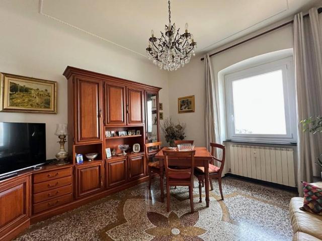 Appartamento in vendita a Genova GE
