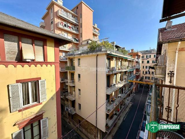 Appartamento in vendita a Genova GE