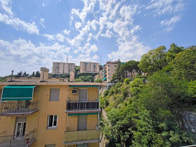 Appartamento in vendita a Genova GE