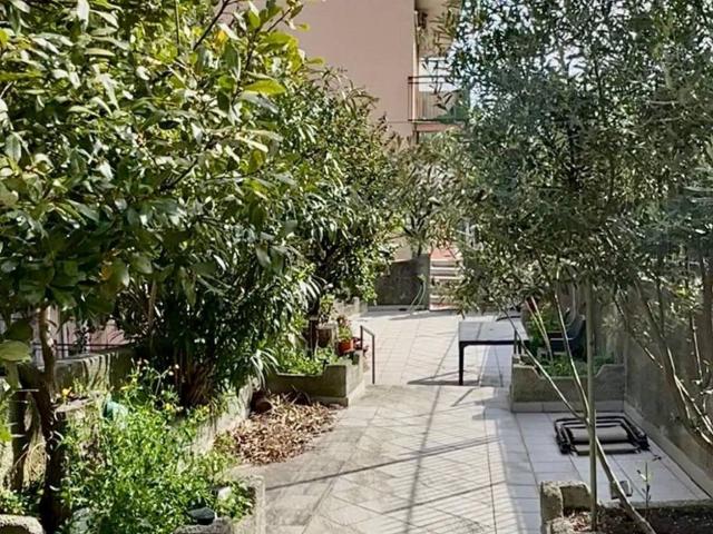 Appartamento in vendita a Genova GE