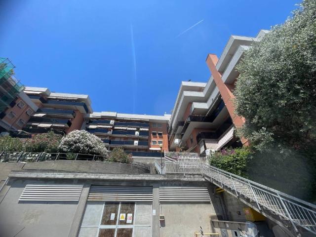 Appartamento in vendita a Genova GE