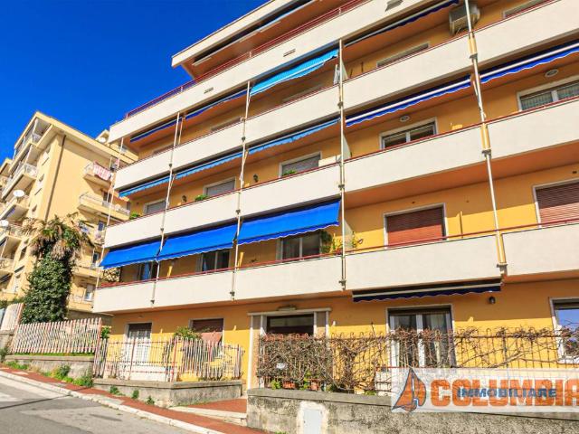 Appartamento in vendita a Genova GE