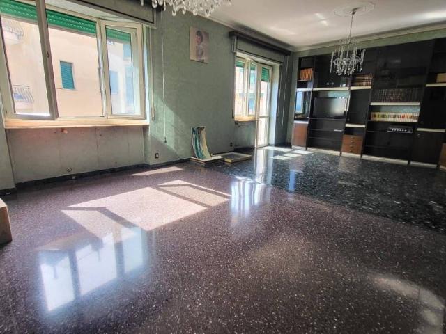 Appartamento in vendita a Genova GE