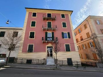 Appartamento in vendita a Genova GE