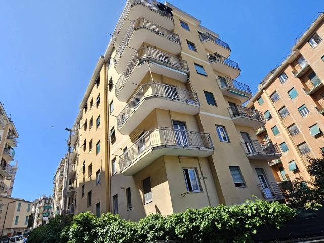 Appartamento in vendita a Genova GE