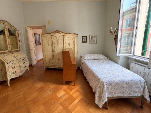 Appartamento in vendita a Genova GE