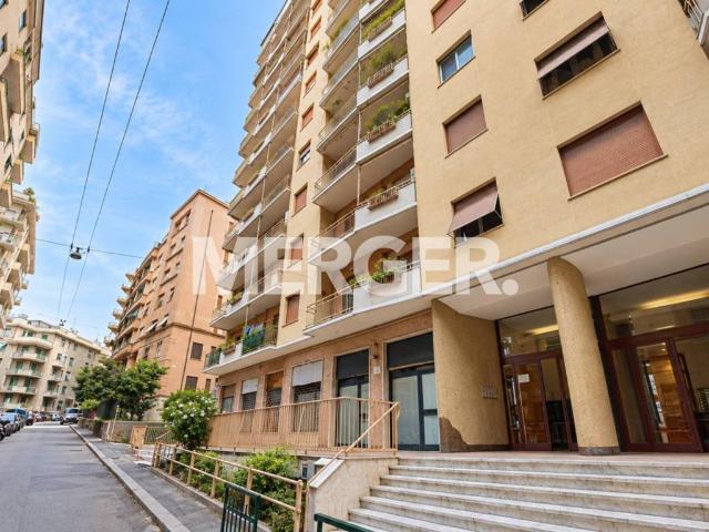 Appartamento in vendita a Genova GE