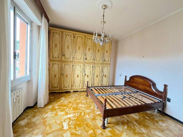 Appartamento in vendita a Genova GE