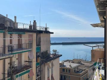 Appartamento in vendita a Genova GE