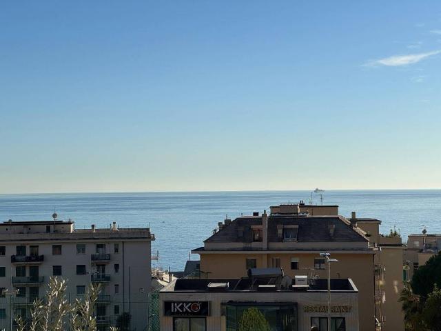 Appartamento in vendita a Genova GE