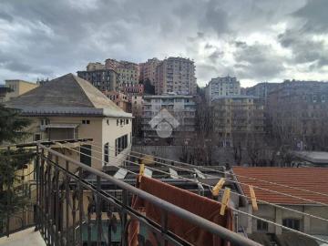 Appartamento in vendita a Genova GE
