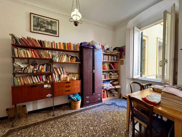 Appartamento in vendita a Genova GE