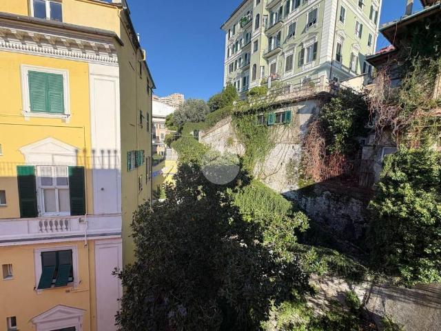 Appartamento in vendita a Genova GE