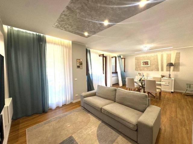 Appartamento in vendita a Genova GE