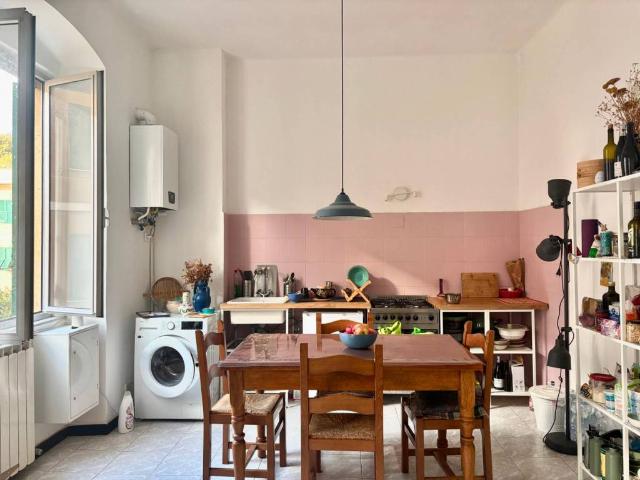 Appartamento in vendita a Genova GE