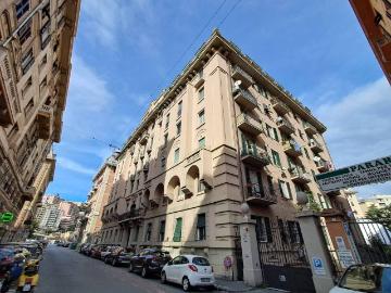 Appartamento in vendita a Genova GE