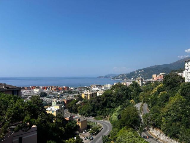Appartamento in vendita a Genova GE