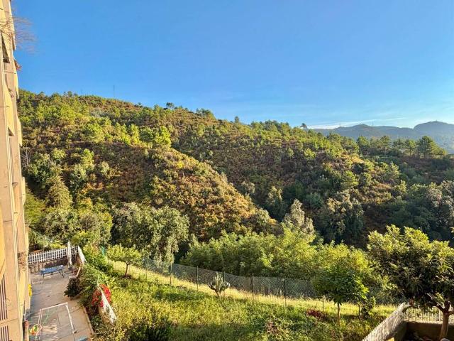 Appartamento in vendita a Genova GE