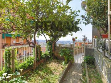 Appartamento in vendita a Genova GE