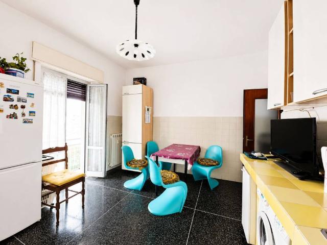 Appartamento in vendita a Genova GE
