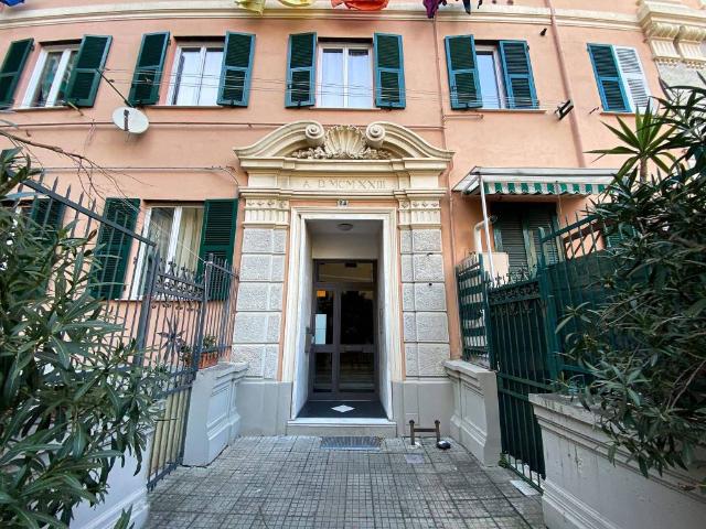 Appartamento in vendita a Genova GE