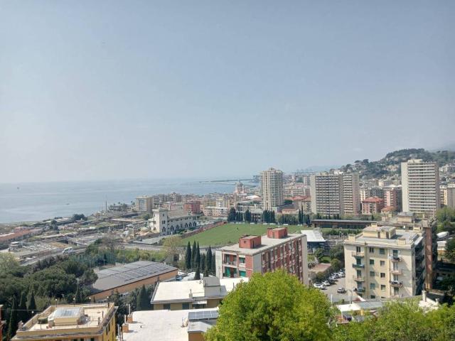 Appartamento in vendita a Genova GE