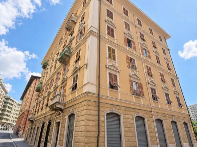 Appartamento in vendita a Genova GE