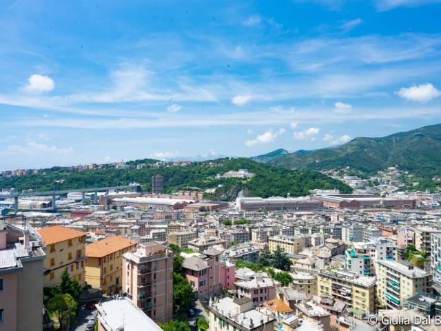 Appartamento in vendita a Genova GE