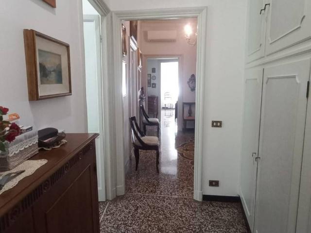 Appartamento in vendita a Genova GE