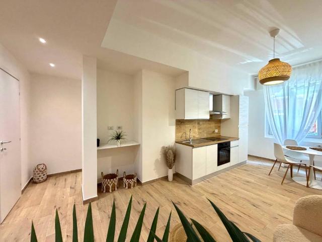 Appartamento in vendita a Genova GE