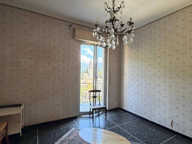 Appartamento in vendita a Genova GE