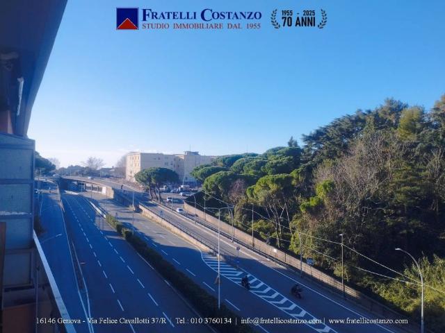 Appartamento in vendita a Genova GE