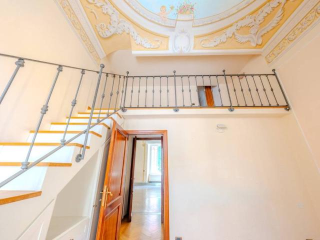 Appartamento in vendita a Genova GE